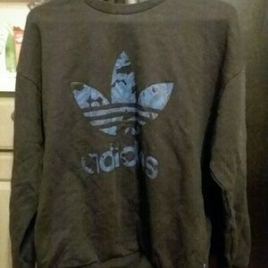 Adidas sweatshirt flowered logo